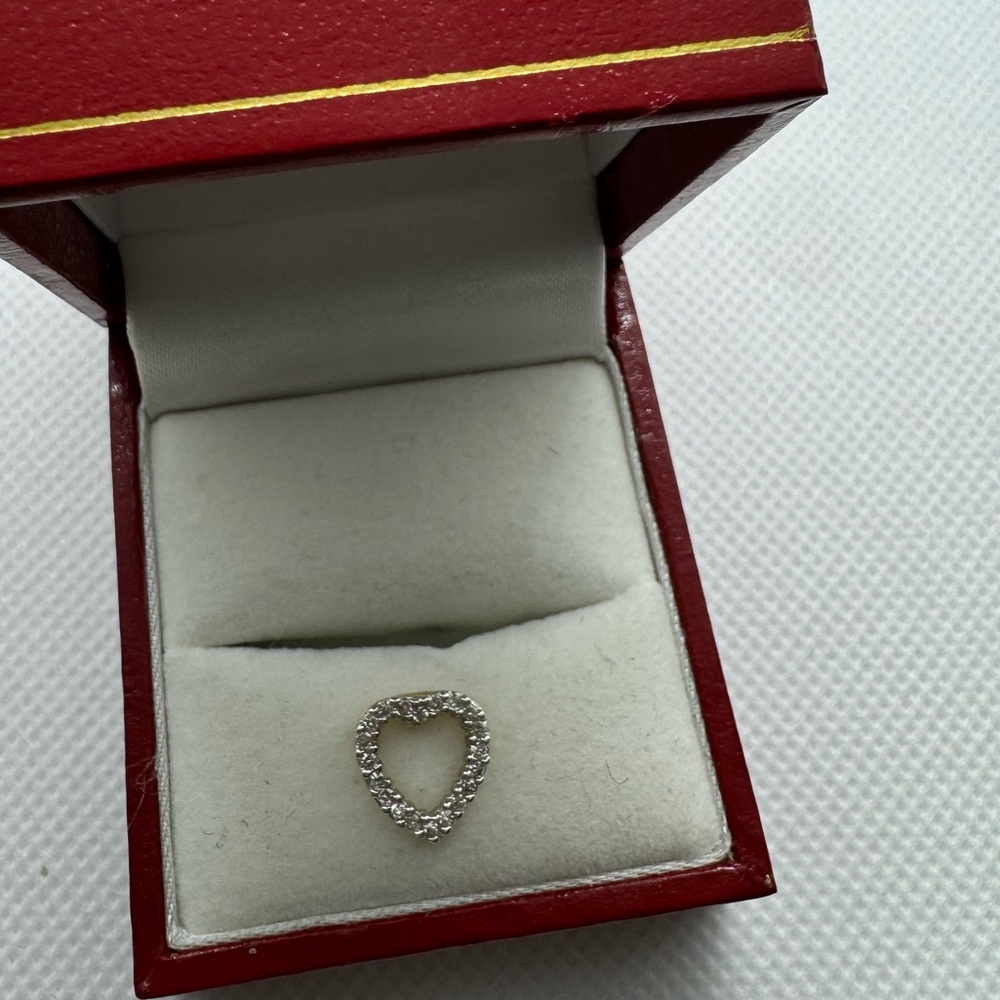 14k geniune diamond pendant